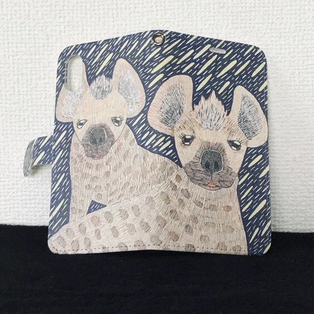 ハイエナだけどかわいいやつ/手帳型iPhoneケース/スマホケース/ブチハイエナ