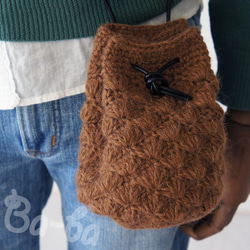 ばあば作、knit巾着（松編み・アルパカ・KP5) 2枚目の画像