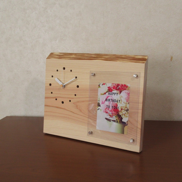 フォトフレーム付き木製時計　桧22（置き時計） 3枚目の画像