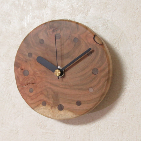 天然木【サクラ】輪切り　木製時計2（掛け時計） 2枚目の画像