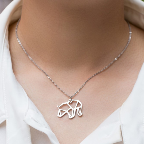 幾何学的ペンダント付きネックレス 幾何学的ペンダント付きネックレス 男性用の幾何学的な