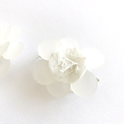 「#2073」マカロンカラー花 ワッペン(ホワイト)✴︎2個セット 4枚目の画像