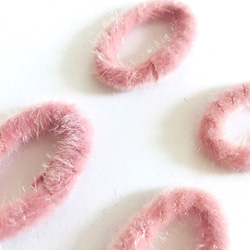 「#3071」 ファー リング 楕円 パーツ (ピンク)✴︎2個セット ファー チャーム 3枚目の画像