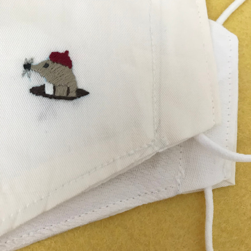 ちらっとモグラの刺繍マスク 手刺繍 刺繍マスク モグラ 動物柄