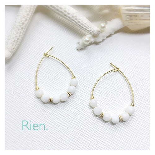 ホワイトジェイドのしずくフープピアス ピアス（フープ） Rien. 通販 
