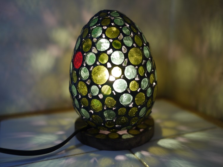 ランプ　森の小たまご　緑　（期間限定　お値下げ２０％ＯＦＦ！　20000⇒16000）