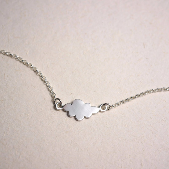 天空系列之 - 棉花糖雲朵鎖骨鍊 - 925純銀項鍊 可客製化刻字 第7張的照片