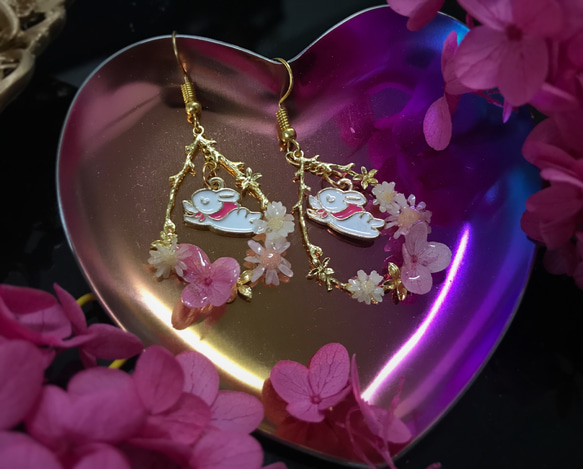 可愛兔子舞耳環 happy rabbit earring （可改夾式） 第1張的照片