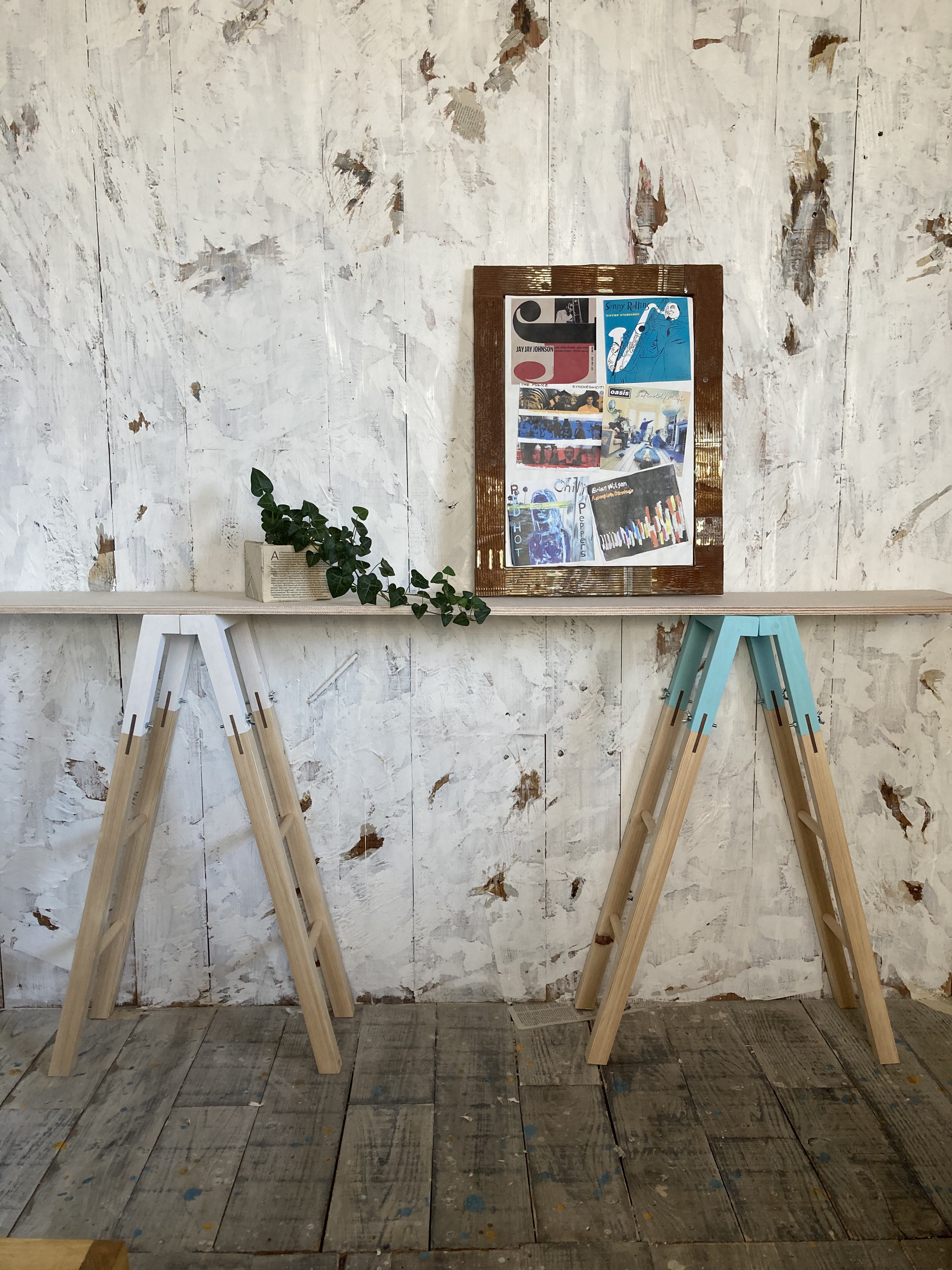 レッグシェルフ