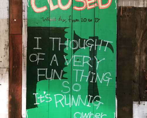 9/29迄 最終値下げ シンプルな看板 一部割れ有 木製の看板【今日は閉店しました】 その他インテリア雑貨 Fragments