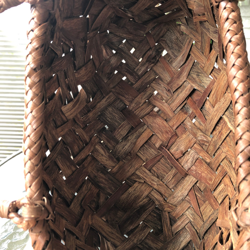 ②山葡萄 籠バック 送料無料 純国産 節入り クロス編み 山ぶどう カゴ  