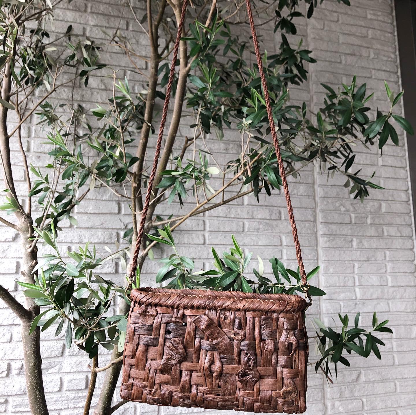 バッグ 【ハンドメイド】国産!山葡萄 乱れ編み 山ぶどう バッグ 【ハンドメイド】国産!山葡萄 乱れ編み 山ぶどう