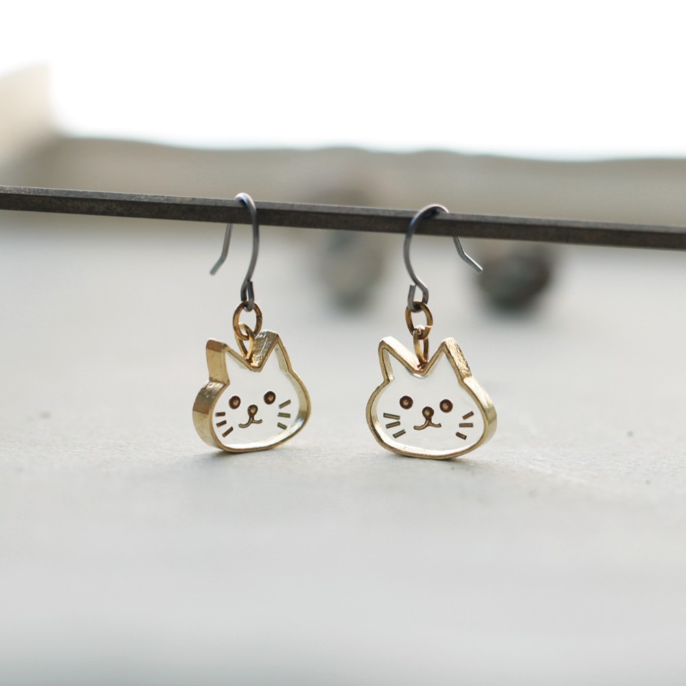 ちいさいねこちゃん｜ピアス｜イヤリング｜P572