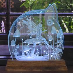 妖精「Wish」　LED照明付き　エッチングガラス パネルオブジェ 2枚目の画像