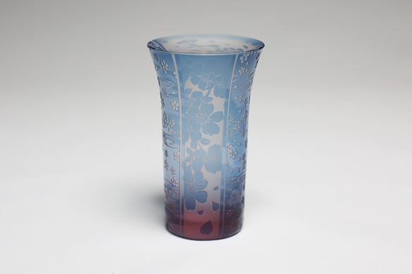 被せグラス 桜に観世水（ピンク地にブルー）一口ビール・冷酒グラスに 4枚目の画像