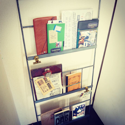 アイアンブックラックディスプレイラダーアイアン家具ハンドメイド