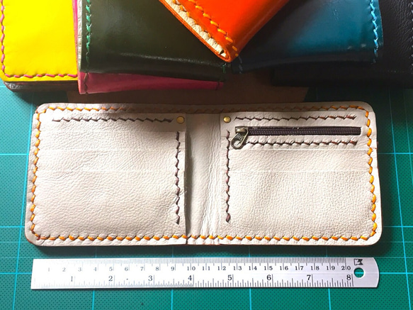 送料無料 革職人の手作り財布屋 レザーウォレット 手縫い 本革細工 3枚目の画像
