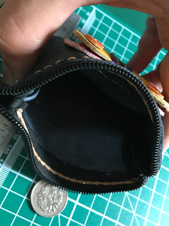 送料無料 バタフライポーチ 革職人の手作り財布屋 レザーウォレットコインケース 本革手縫いバッグ 4枚目の画像
