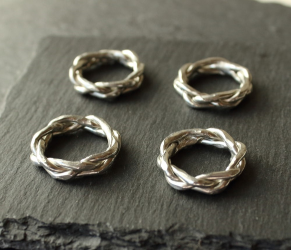 ◆錫 (スズ) × silver リング【Braid Hammered Tin Ring】 4枚目の画像