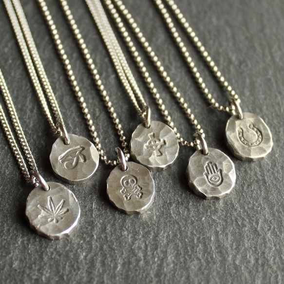 ◆錫 (スズ) × silver ネックレス【Stamped Tin Necklace #Horseshoe】 6枚目の画像