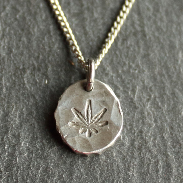 ◆錫 (スズ) × silver ネックレス【Stamped Tin Necklace #Hemp】 2枚目の画像