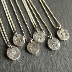 ◆錫 (スズ) × silver ネックレス【Stamped Tin Necklace #Hemp】 6枚目の画像