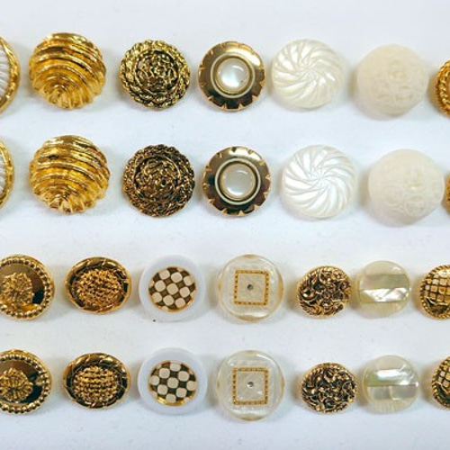 アンティーク風ボタン箱＊オフホワイト オーダーページ＊