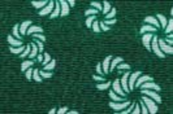 レーヨンちりめん　日本の伝統柄　毛卍紋（唐獅子）　緑色 　【ハンドメイドのための小さな布】　0643-42 1枚目の画像