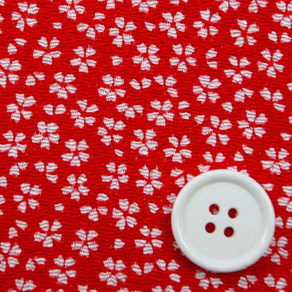 レーヨンちりめん　日本の伝統柄　桜　赤色 　【ハンドメイドのための小さな布】　0643-60 2枚目の画像