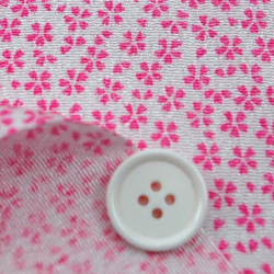 レーヨンちりめん　日本の伝統柄　桜　白地にピンク色 　【ハンドメイドのための小さな布】　0643-68 3枚目の画像