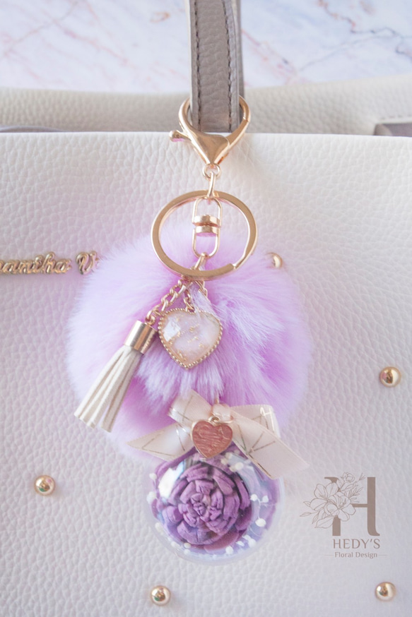 Hedy's ❤️[花球吊飾*紫色] 手作訂製 玫瑰 乾燥花禮物 永生花鑰匙圈 毛球吊飾 第2張的照片