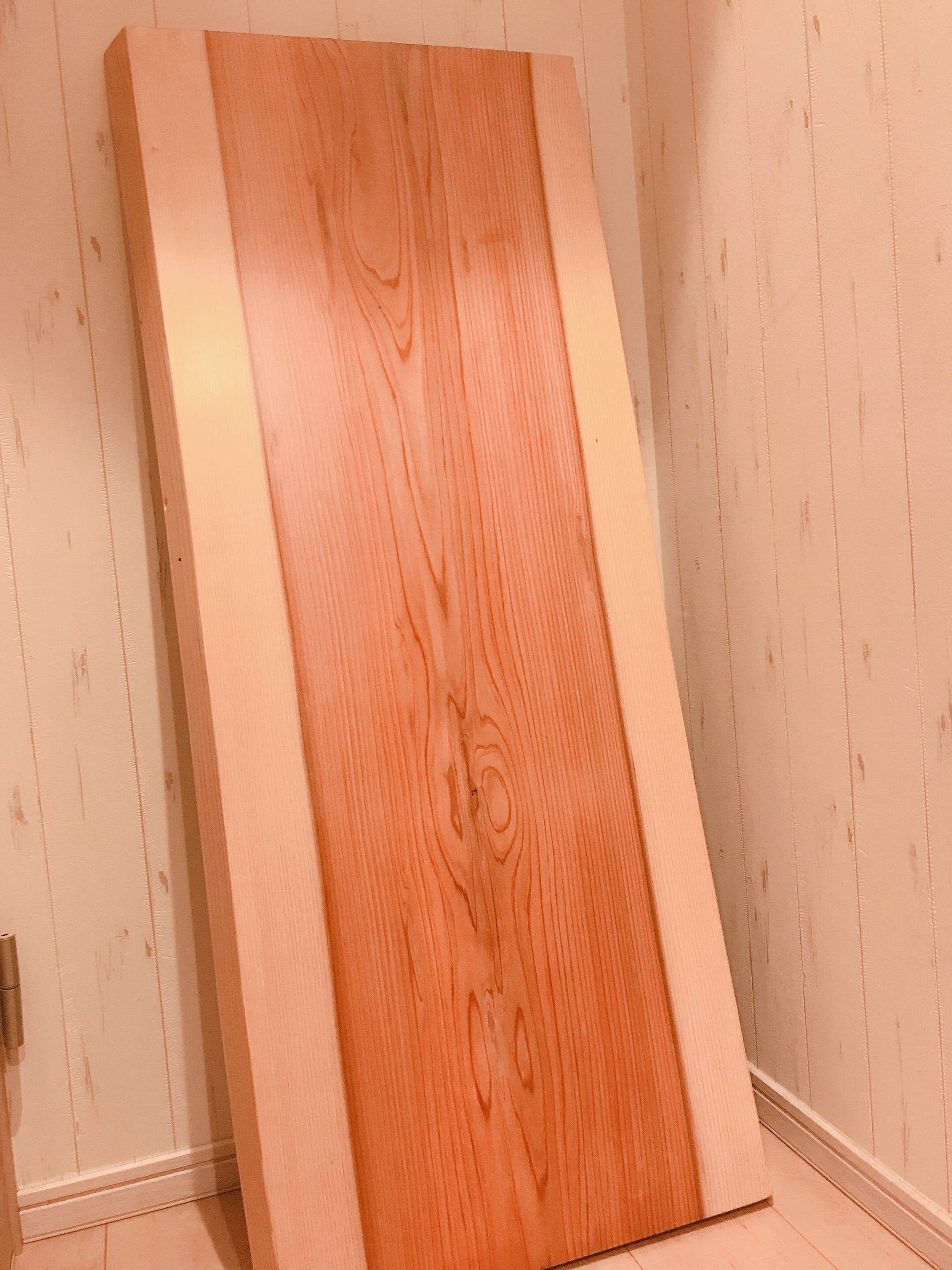 お買得品✨勿体ない利用&重厚リビング&ローテーブル、TVボード(栴檀一枚板天板) お買得品✨勿体ない利用&重厚リビング&ローテーブル、TVボード