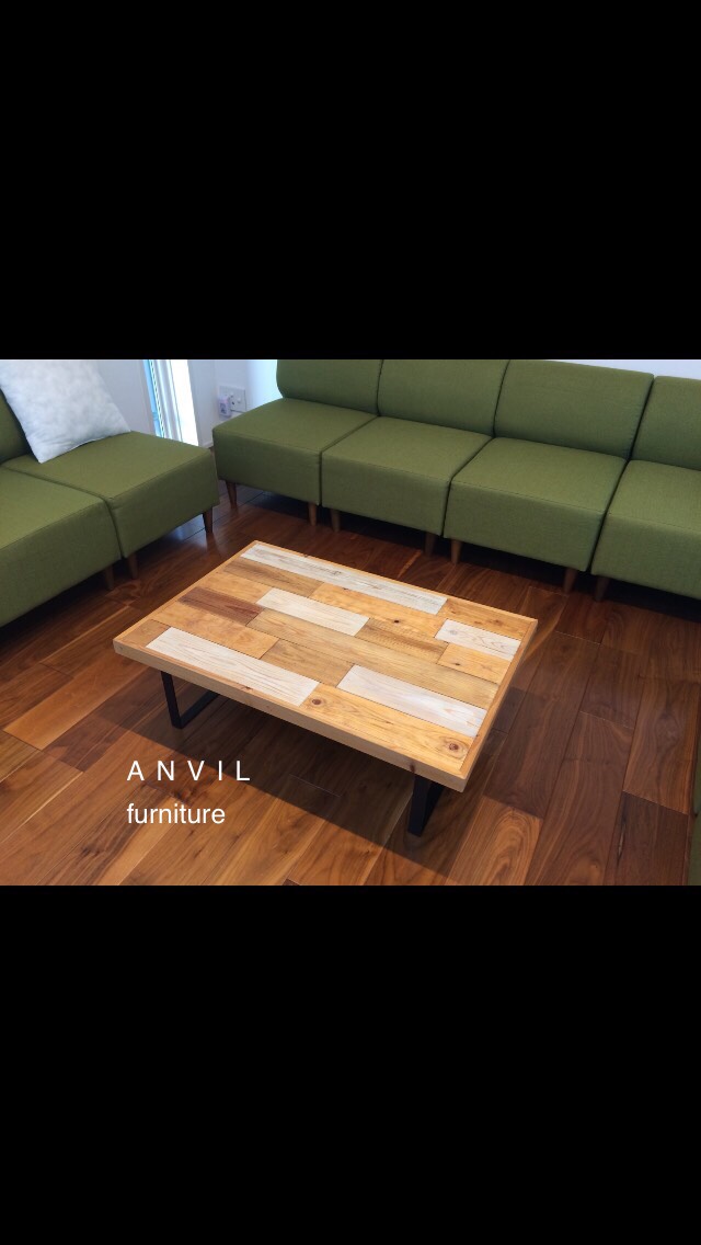 パッチワークアイアンテーブル