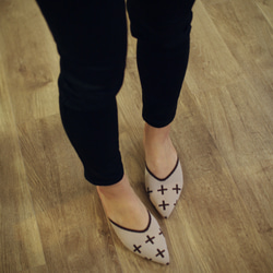 CROSS BEIGE リサイクルペットボトルミュールパンプス　22cm 23cm 24cm 25cm 3枚目の画像