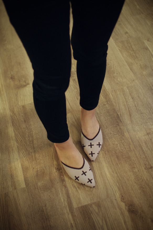 CROSS BEIGE リサイクルペットボトルミュールパンプス　22cm 23cm 24cm 25cm 3枚目の画像