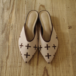 CROSS BEIGE リサイクルペットボトルミュールパンプス　22cm 23cm 24cm 25cm 9枚目の画像