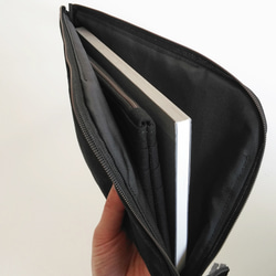 Half zipper clutch bag（M）103.5 ✴母子手帳ケース/通帳ケース/お薬手帳ケース/パスポート 4枚目の画像