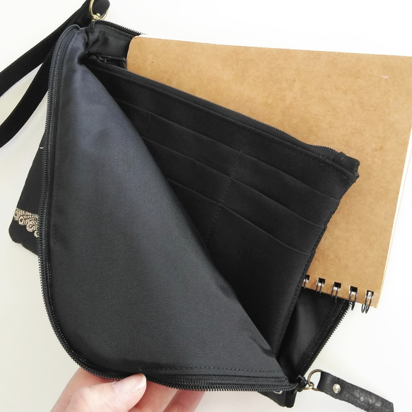 Half zipper clutch bag（M）012.5 ✴母子手帳ケース/通帳ケース/お薬手帳ケース/パスポート 3枚目の画像