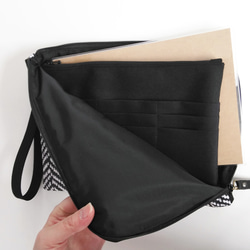 Half zipper clutch bag（L）101✴母子手帳ケース/通帳ケース/お薬手帳ケース/パスポートケース 4枚目の画像