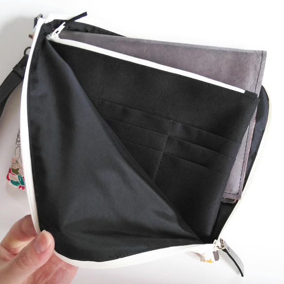 Half zipper clutch bag（L）022 ✴母子手帳ケース/通帳ケース/お薬手帳ケース/パスポートケース 4枚目の画像