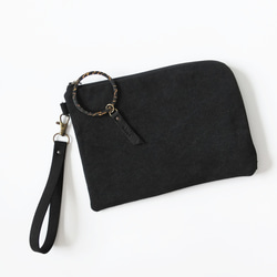 Half zipper clutch bag（M）102.5 ✴母子手帳ケース/通帳ケース/お薬手帳ケース/パスポート 1枚目の画像