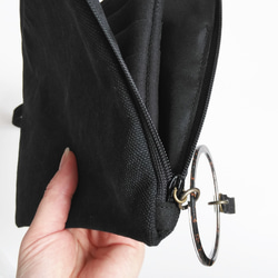 Half zipper clutch bag（M）102.5 ✴母子手帳ケース/通帳ケース/お薬手帳ケース/パスポート 3枚目の画像