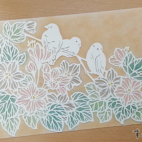 お話中　七五三  ハンドメイド 切り絵 アート作品現品1点のみ 花と鳥のデザイン 0_441deb90591eb48d642016e3976e