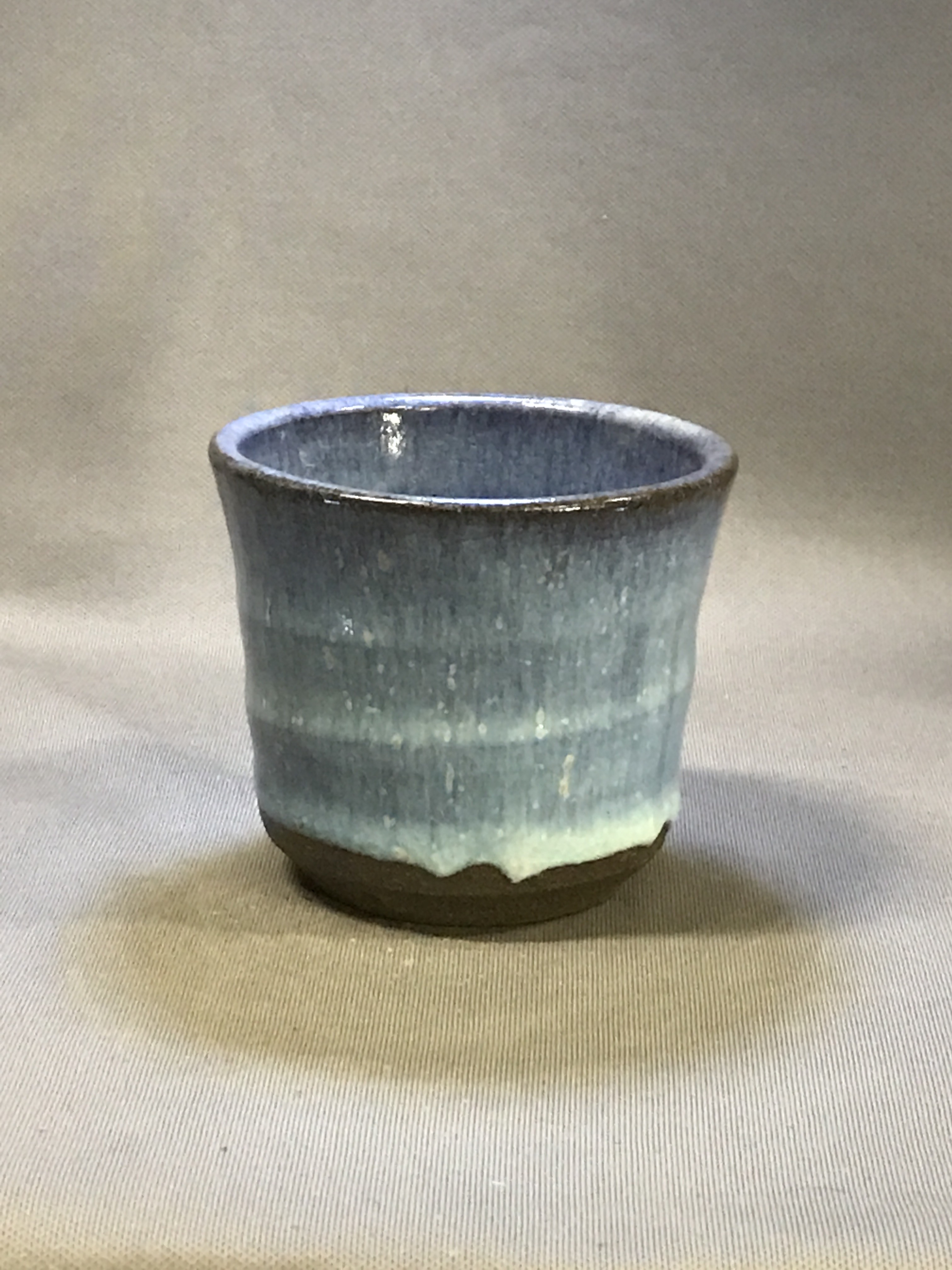 唐津焼 ぐい呑 ・ 青斑唐津盃 おちょこ・ぐい呑み・徳利 陶房