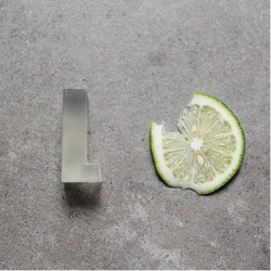 英文字母手工皂-檸檬薄荷 透明無色 x 2 第3張的照片