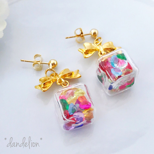 再* プレゼントBOXガラスドームピアス/イヤリング ピアス（フック 