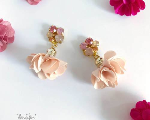 新色追加♡《特集掲載》選べる♡桜満開ビジューフリルタッセルピアス 
