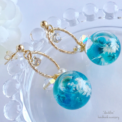 ピアス　青　ブルー　海　水色　夏　祭り　パール　ハーバリウム　ガラスドーム ピアス青ブルー海水色夏祭りパールハーバリウムガラスドーム