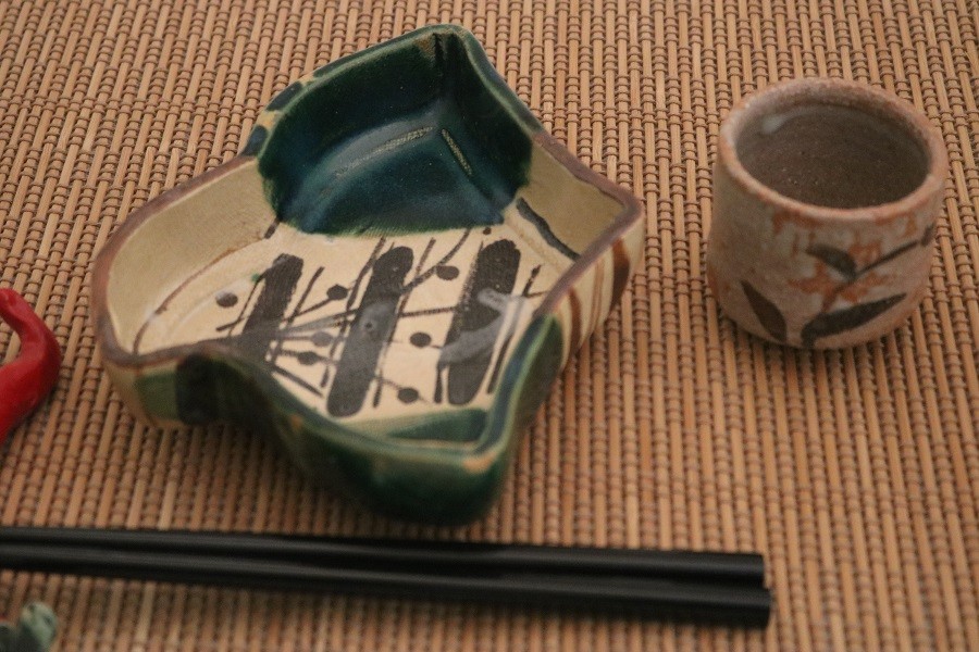 ♥茶碗　織部風　手造り　小鉢　無銘　骨董品