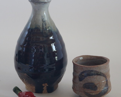 唐津焼  ぐい呑み 鳥巣窯 岸田匡啓】唐津焼／斑唐津ぐい吞み - 佐賀県NPO支援